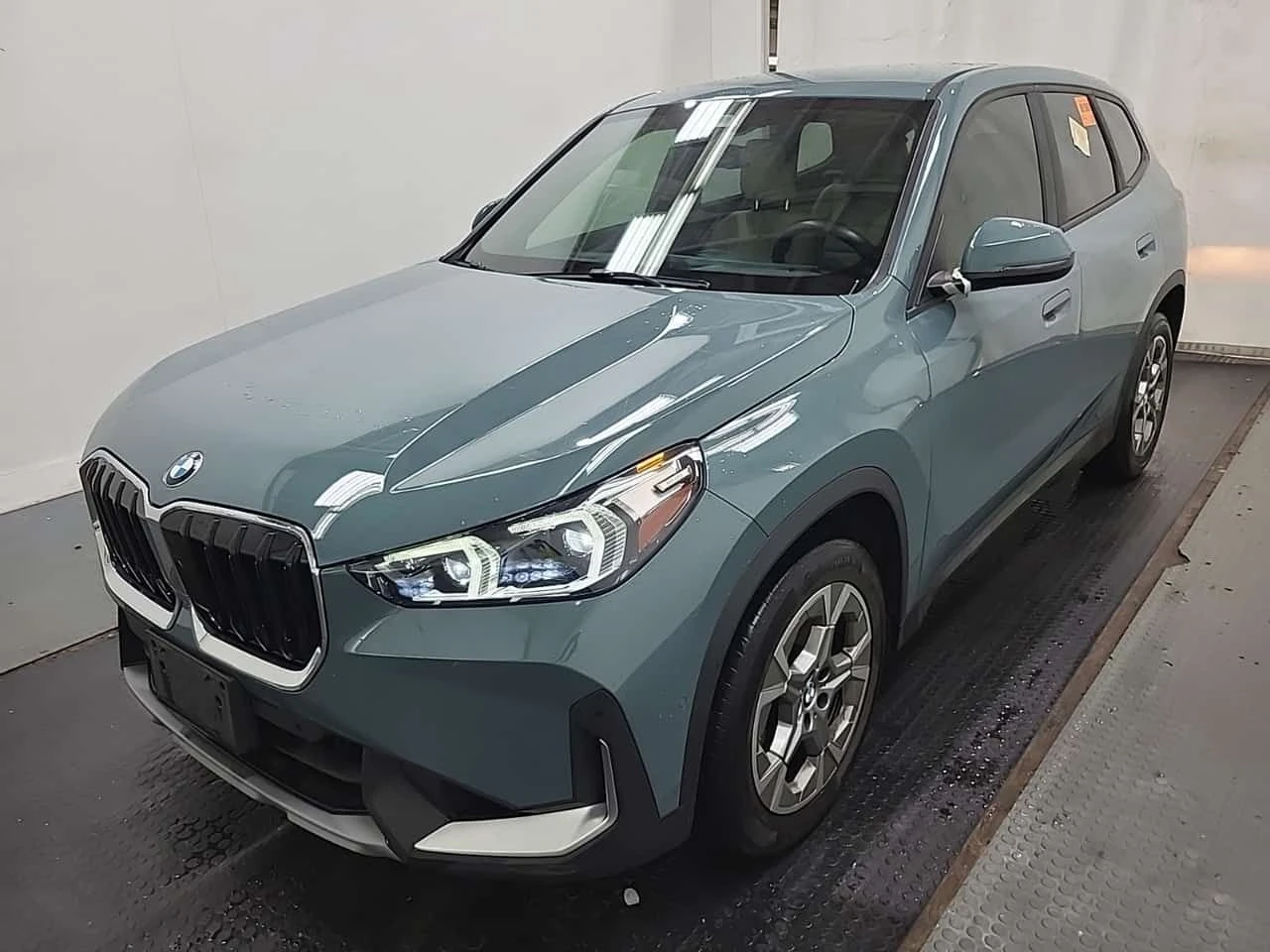 BMW X1 XDRIVE28I| H/K| ПАMET| ПОДГРЕВИ | Auto.bg — изображение 1 BMW X1 XDRIVE28I| H/K| ПАMET| ПОДГРЕВИ | Auto.bg — изображение 1