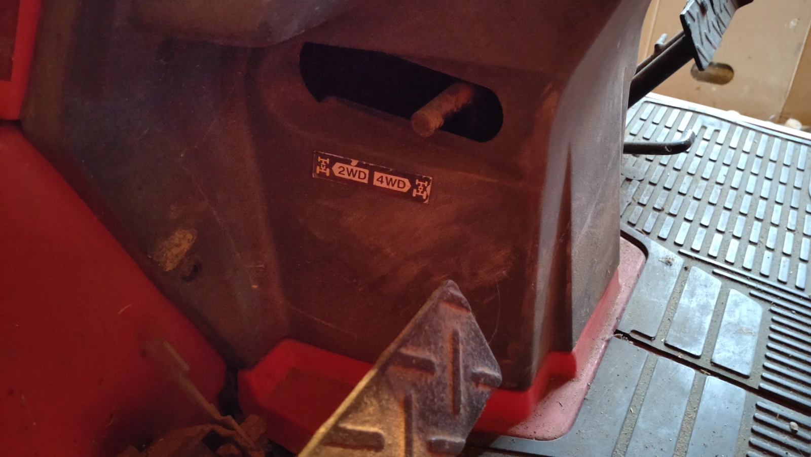 Трактор Mitsubishi MT18 4X4 - изображение 4 | Auto.bg Трактор Mitsubishi MT18 4X4 - изображение 4