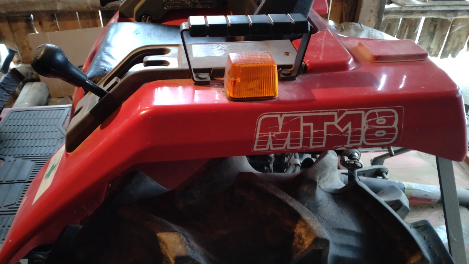 Трактор Mitsubishi MT18 4X4 - изображение 6 | Auto.bg Трактор Mitsubishi MT18 4X4 - изображение 6