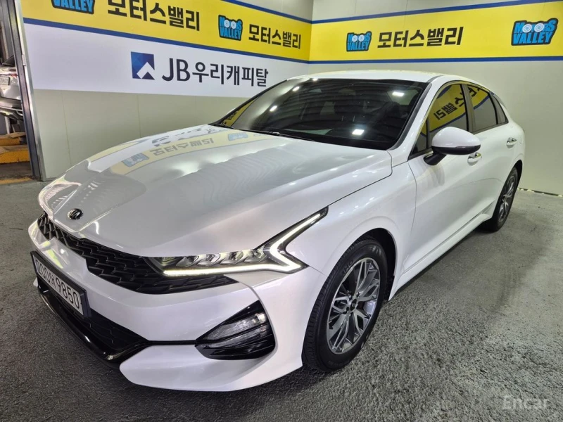Kia K5 2.0* TRENDY* ПОДГРЕВ* КАМЕРА* КЕЙЛЕС* - 14600 € / 28555.12 лв. - 73616961 1 | Car24.bg Kia K5 2.0* TRENDY* ПОДГРЕВ* КАМЕРА* КЕЙЛЕС* - 14600 € / 28555.12 лв. - 73616961 1