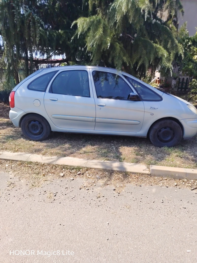 Citroen Xsara picasso 2000кубика 90к.с. - 400 € - 35030313 1 | Car24.bg Citroen Xsara picasso 2000кубика 90к.с. - 400 € - 35030313 1
