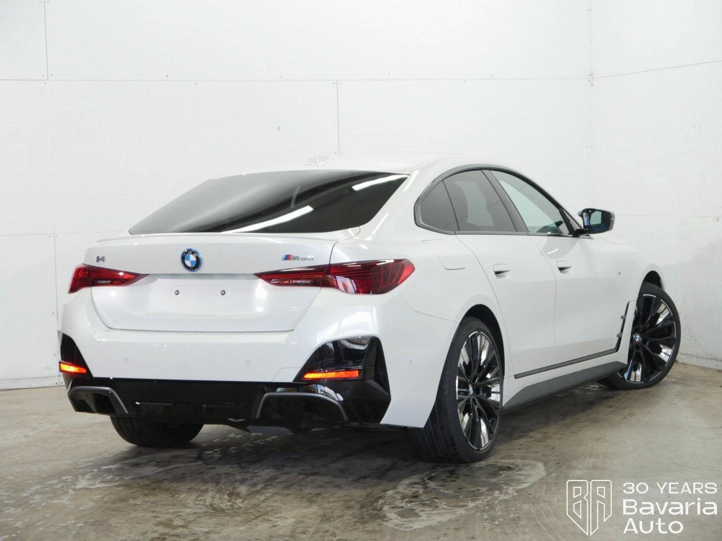 BMW i4 M50 xDrive - изображение 3 | Auto.bg BMW i4 M50 xDrive - изображение 3