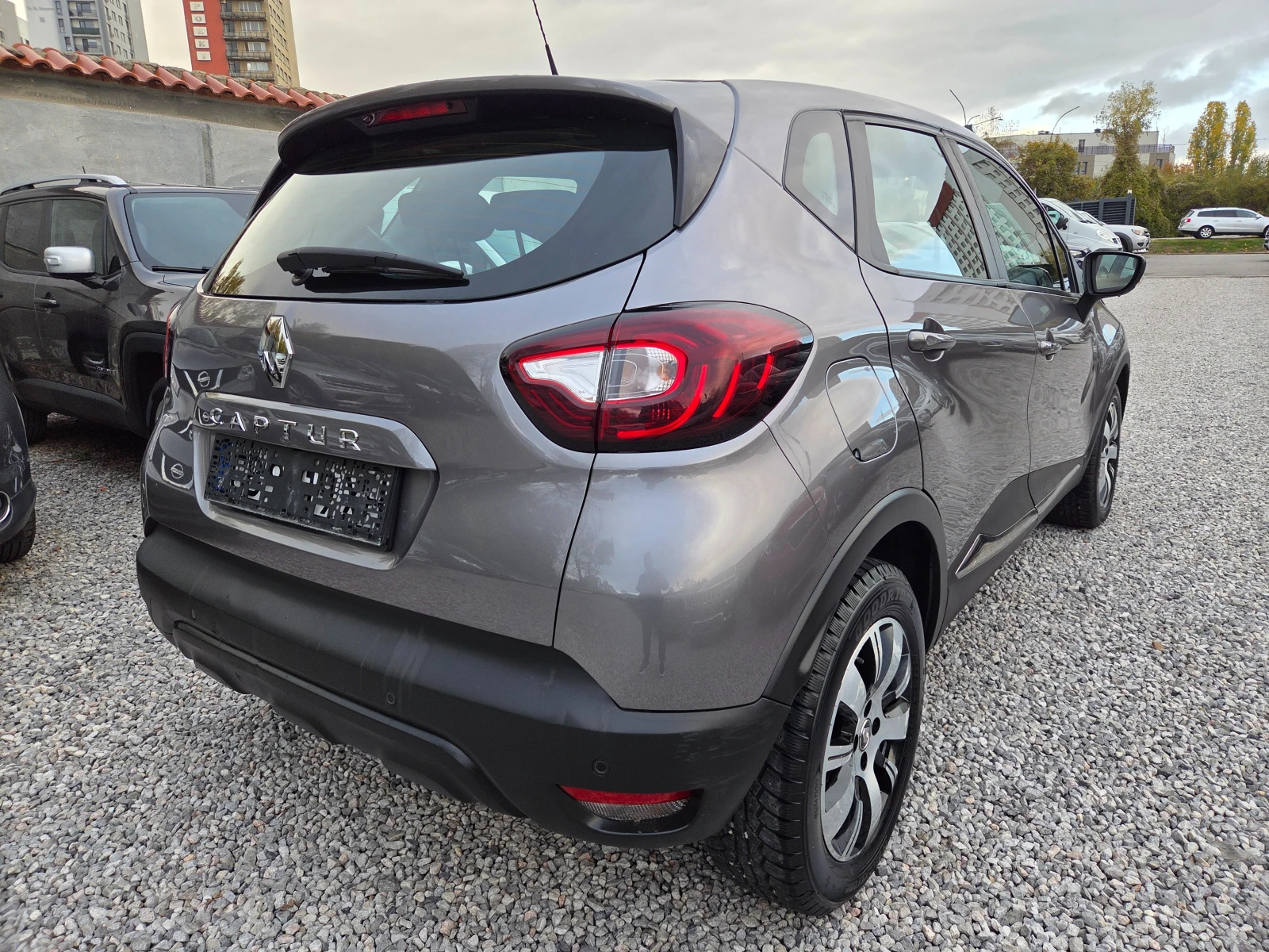 Renault Captur 1.5DCI FACE - изображение 4 | Auto.bg Renault Captur 1.5DCI FACE - изображение 4