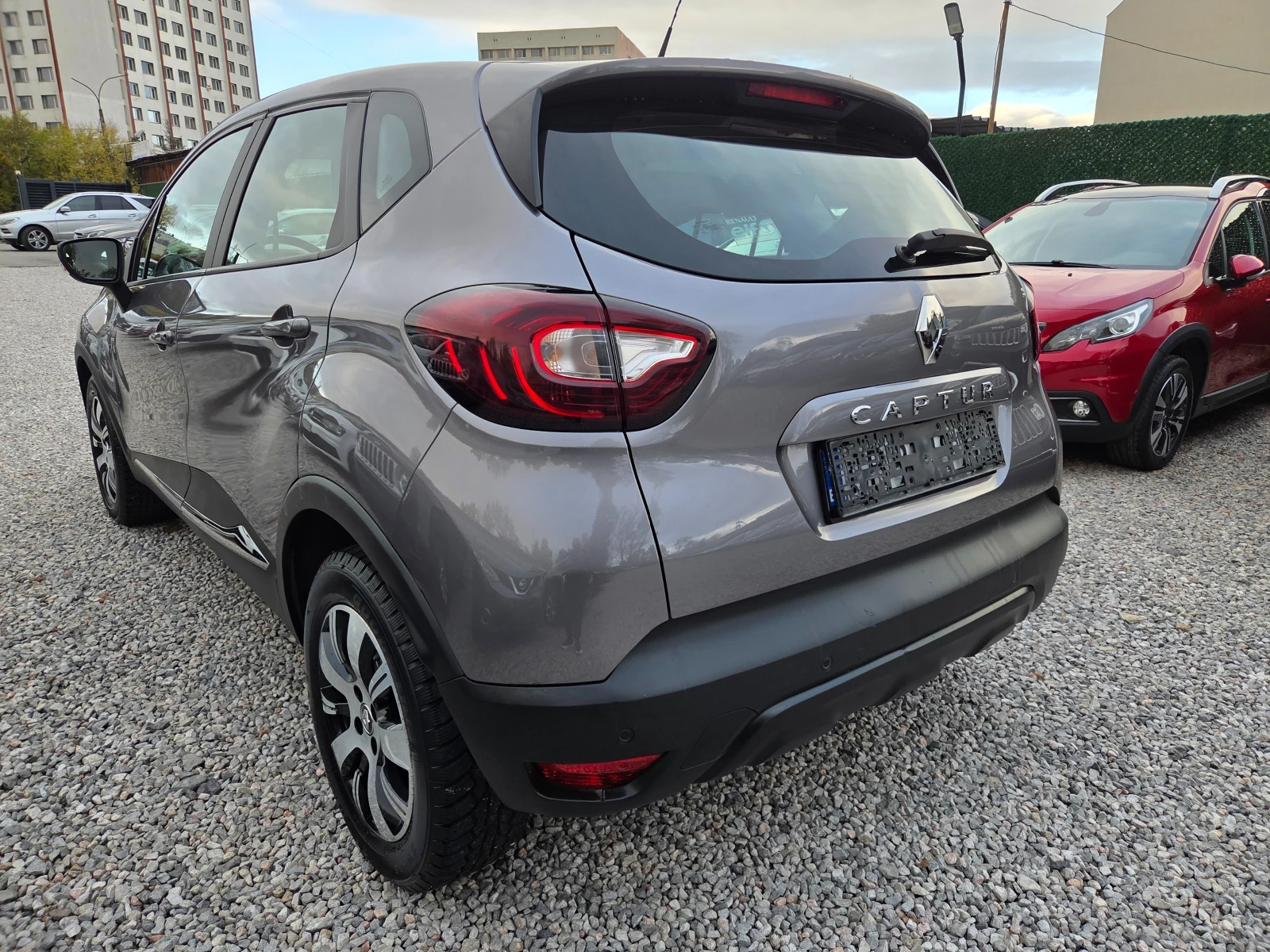 Renault Captur 1.5DCI FACE - изображение 5 | Auto.bg Renault Captur 1.5DCI FACE - изображение 5