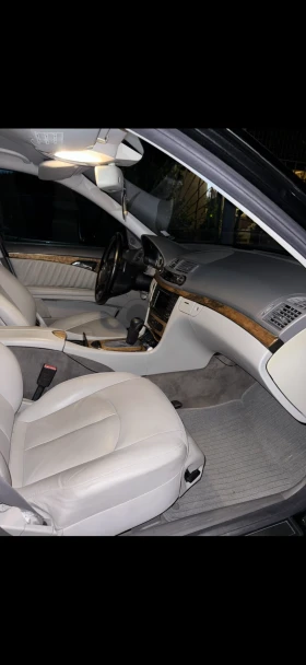 Mercedes-Benz E 320 - 5400 € / 10561.48 лв. - 76374617 5 | Car24.bg Mercedes-Benz E 320 - 5400 € / 10561.48 лв. - 76374617 5