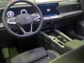 VW Passat Variant 2.0 TDI DSG.110KW.KAMERA.LED.NAVI - 68500 лв. / 35023.49 € - 54365475 3 | Car24.bg VW Passat Variant 2.0 TDI DSG.110KW.KAMERA.LED.NAVI - 68500 лв. / 35023.49 € - 54365475 3