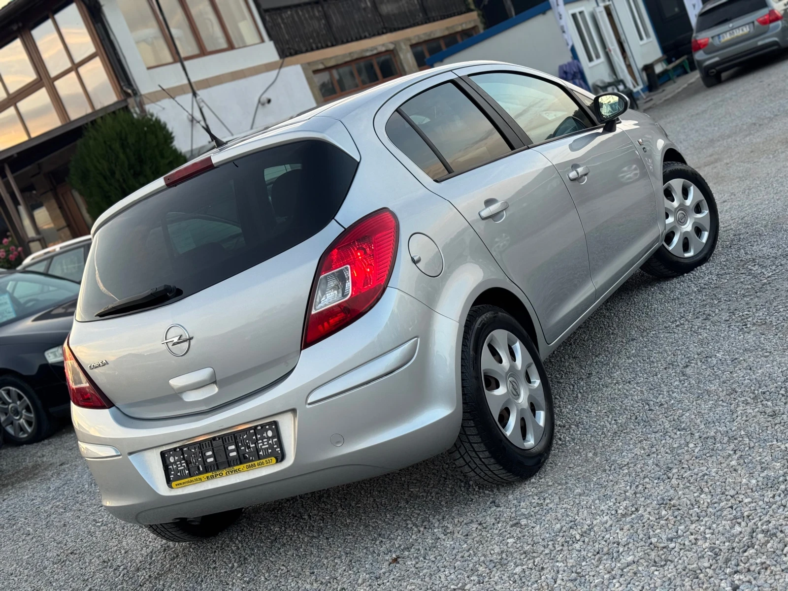 Opel Corsa 1.2i 85 КЛИМАТИК - изображение 6 | Auto.bg Opel Corsa 1.2i 85 КЛИМАТИК - изображение 6
