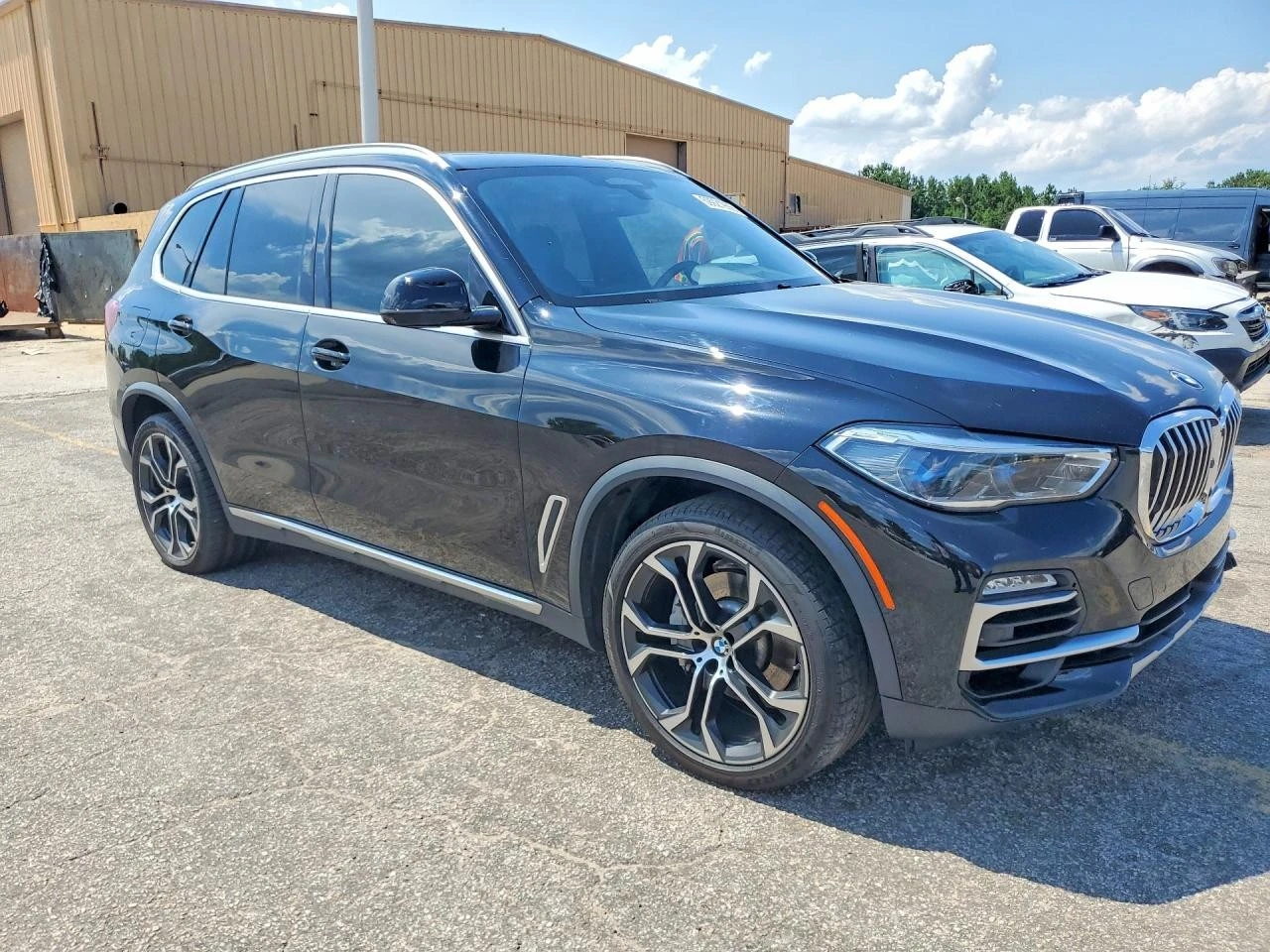 BMW X5 M SPORTPACKAGE| HARMAN/KARDON| HUD | Auto.bg — изображение 1 BMW X5 M SPORTPACKAGE| HARMAN/KARDON| HUD | Auto.bg — изображение 1