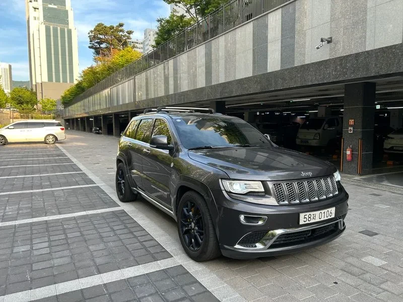 Jeep Grand cherokee 3.0 DIESEL OVERLAND SUMMIT WK2 - 10995 € / 21504.35 лв. - 33056800 1 | Car24.bg Jeep Grand cherokee 3.0 DIESEL OVERLAND SUMMIT WK2 - 10995 € / 21504.35 лв. - 33056800 1