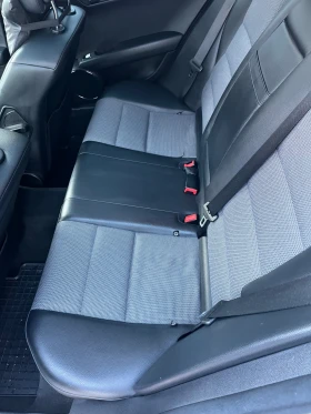 Mercedes-Benz C 300 AMG-Line-4MATIC-Edition  | Mobile.bg — малка снимка 8