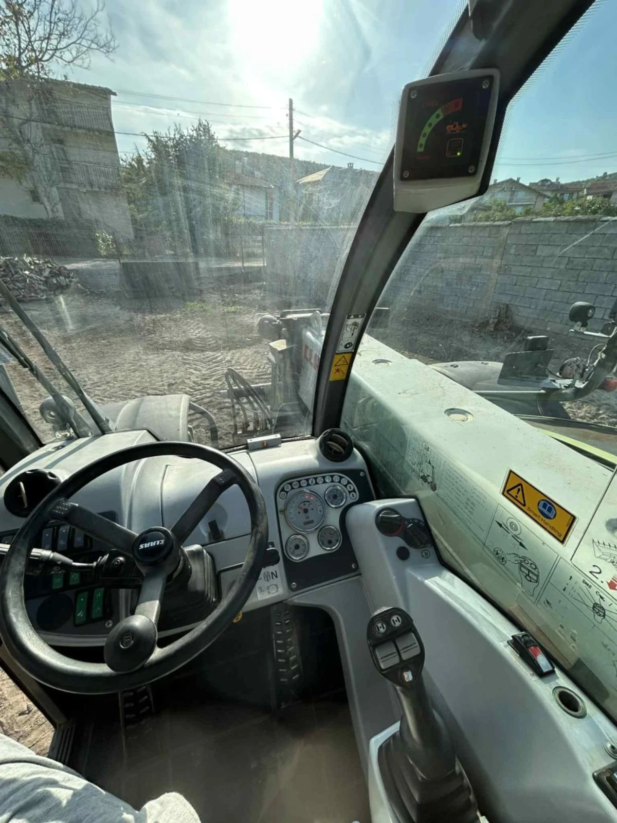 Телескопичен товарач Claas Скорпион 7040 - изображение 5 | Auto.bg Телескопичен товарач Claas Скорпион 7040 - изображение 5