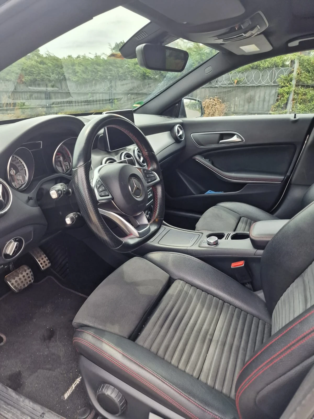 Mercedes-Benz CLA 220 AMG, 7G , панорама - изображение 9 | Auto.bg Mercedes-Benz CLA 220 AMG, 7G , панорама - изображение 9