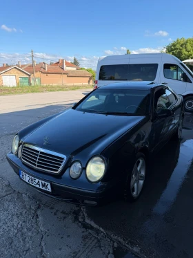 Mercedes-Benz CLK 200 COMPRESSOR ГАЗОВ ИНЖЕКЦИОН | Auto.bg — изображение 2 Mercedes-Benz CLK 200 COMPRESSOR ГАЗОВ ИНЖЕКЦИОН | Auto.bg — изображение 2