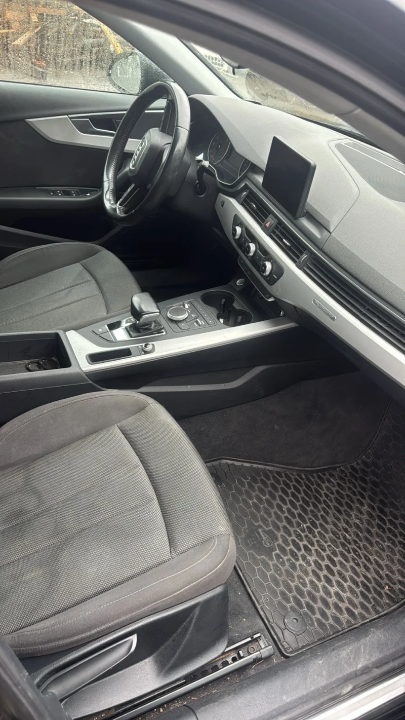 Audi A4 CYR - 33 лв. / 16.87 € - 32804549 1 | Car24.bg Audi A4 CYR - 33 лв. / 16.87 € - 32804549 1