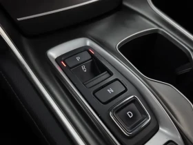 Honda Accord 10Th Generation 2.0 Hybrid Touring | Auto.bg — изображение 9 Honda Accord 10Th Generation 2.0 Hybrid Touring | Auto.bg — изображение 9