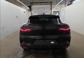 Jaguar I-Pace HSE* AWD* 360VIEW* BUCKET* HEAD UP* ПАМЕТ | Auto.bg — изображение 5 Jaguar I-Pace HSE* AWD* 360VIEW* BUCKET* HEAD UP* ПАМЕТ | Auto.bg — изображение 5