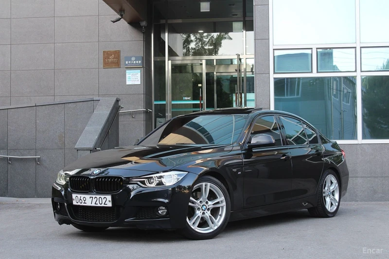 BMW 330 M SPORT* HUD* КОЖА* НАВИ* ПАНО - 16800 € / 32857.94 лв. - 75212860 1 | Car24.bg BMW 330 M SPORT* HUD* КОЖА* НАВИ* ПАНО - 16800 € / 32857.94 лв. - 75212860 1