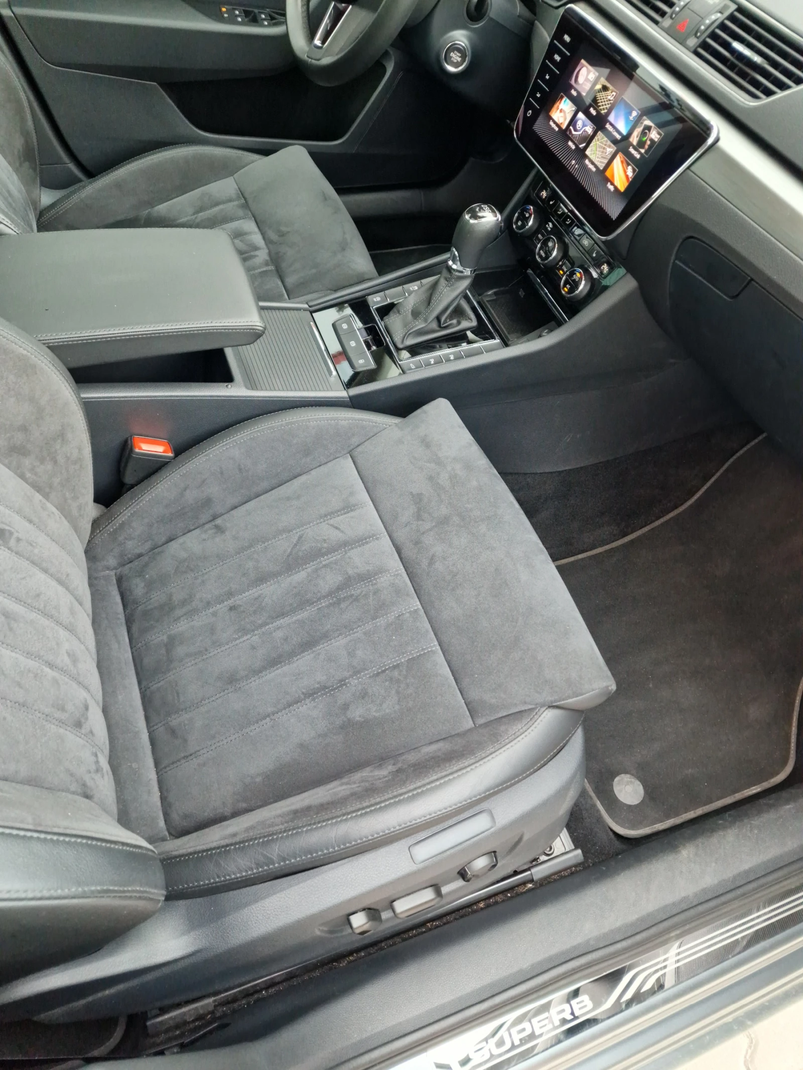 Skoda Superb 2.0 TDI DSG7 Панорама 190hp  - изображение 9 | Auto.bg Skoda Superb 2.0 TDI DSG7 Панорама 190hp  - изображение 9