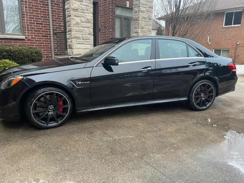 Mercedes-Benz E 63 AMG * CARFAX * ПАНОРАМА * KEYLESS * ПОДГРЕВИ * - 15500 € / 30315.36 лв. - 45657397 1 | Car24.bg Mercedes-Benz E 63 AMG * CARFAX * ПАНОРАМА * KEYLESS * ПОДГРЕВИ * - 15500 € / 30315.36 лв. - 45657397 1
