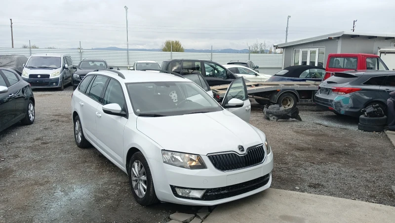 Skoda Octavia 1.6TDI 2016 - 13299 лв. / 6799.67 € - 36327952 1 | Car24.bg Skoda Octavia 1.6TDI 2016 - 13299 лв. / 6799.67 € - 36327952 1