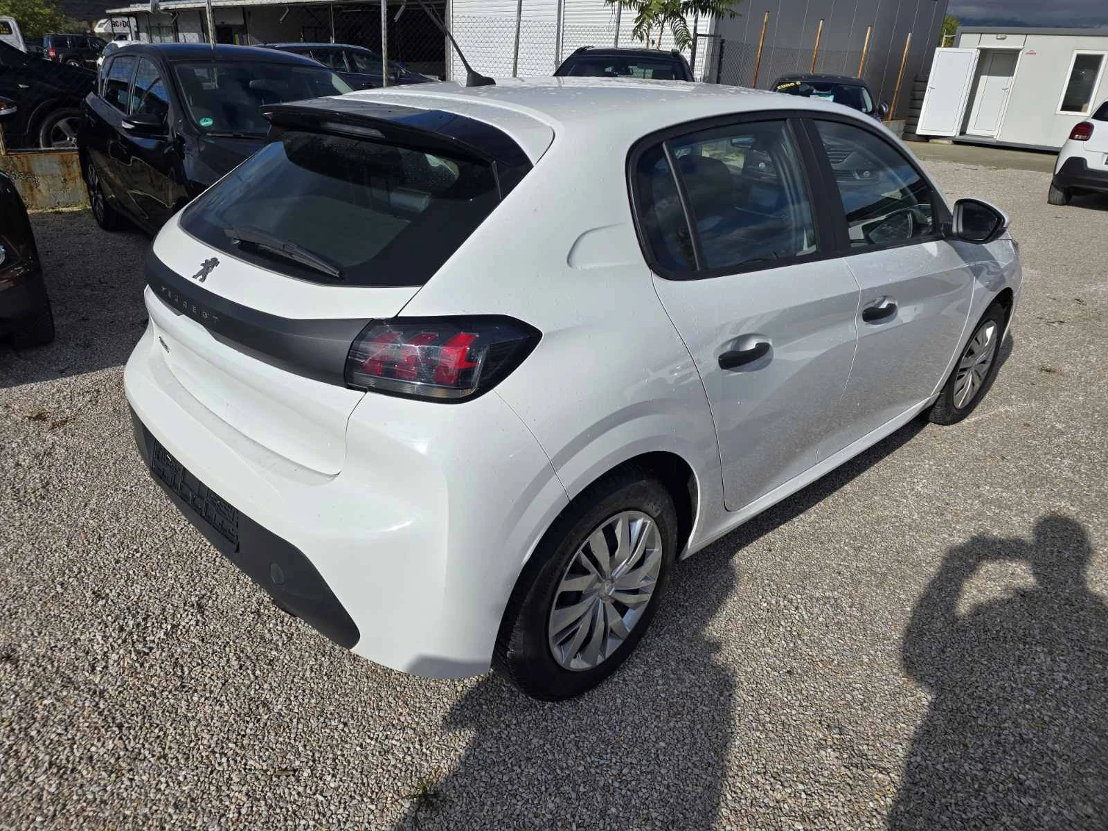 Peugeot 208 1.5 BlueHDi Навигация| Автопилот| Климатроник - изображение 5 | Auto.bg Peugeot 208 1.5 BlueHDi Навигация| Автопилот| Климатроник - изображение 5