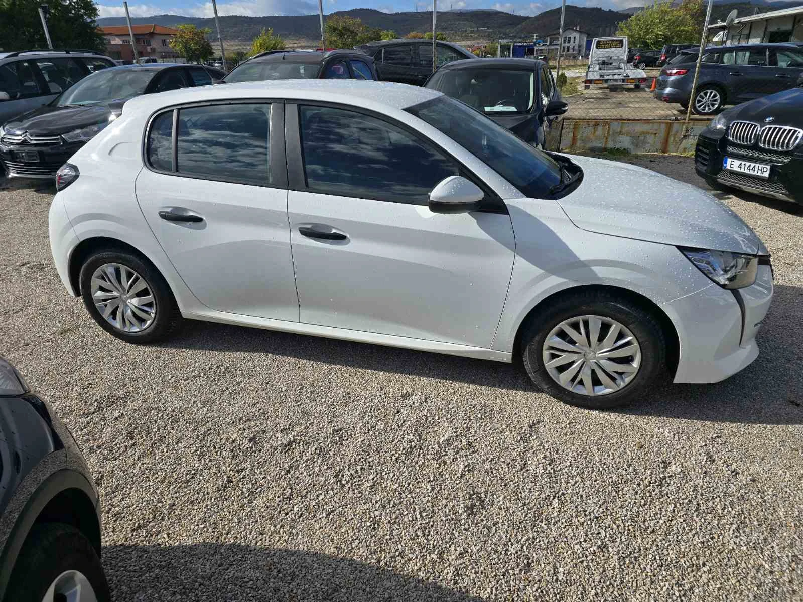 Peugeot 208 1.5 BlueHDi Навигация| Автопилот| Климатроник - изображение 4 | Auto.bg Peugeot 208 1.5 BlueHDi Навигация| Автопилот| Климатроник - изображение 4