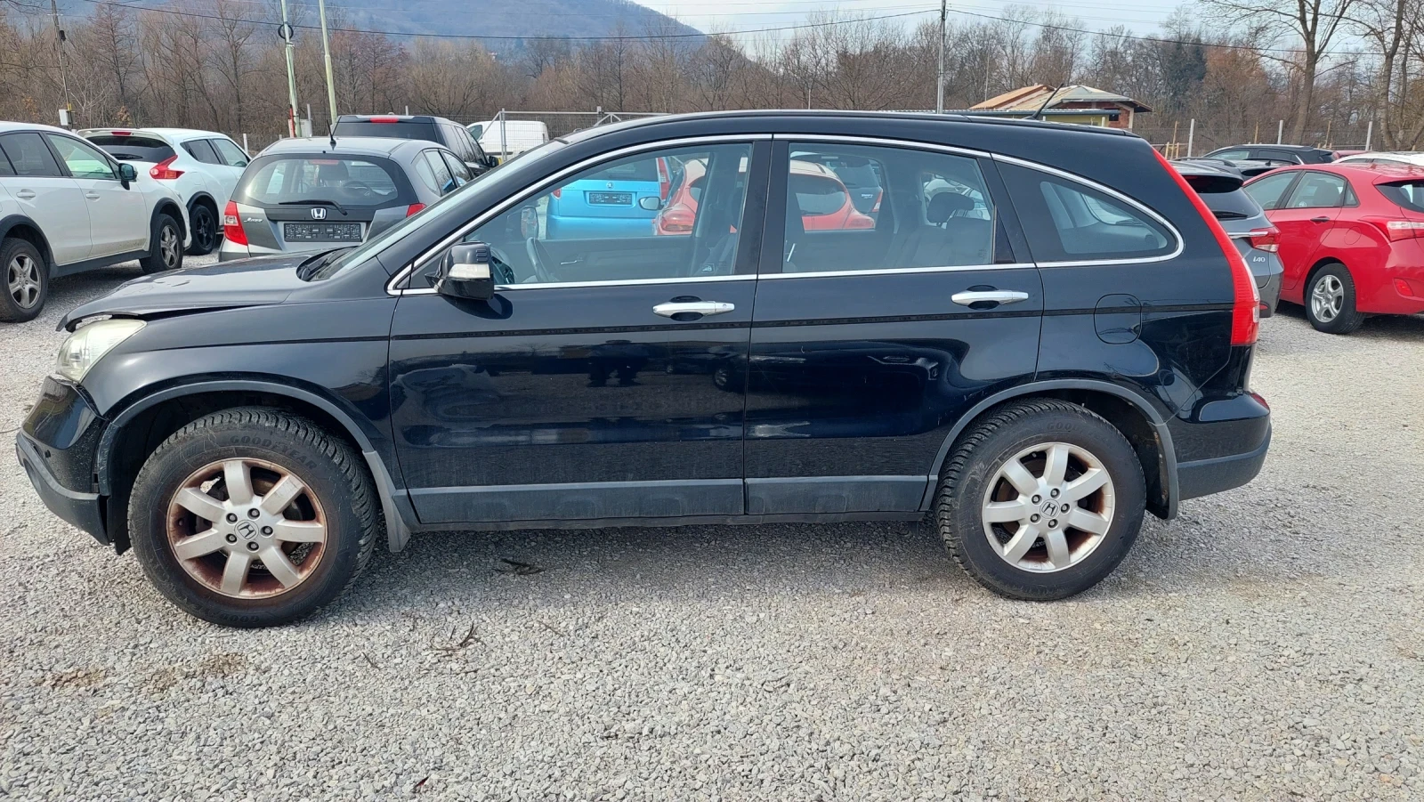 Honda Cr-v 2.0i Швейцария | Auto.bg — изображение 1 Honda Cr-v 2.0i Швейцария | Auto.bg — изображение 1