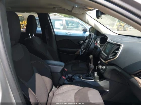 Jeep Cherokee - 11000 € - 51639992 8 | Car24.bg Jeep Cherokee - 11000 € - 51639992 8