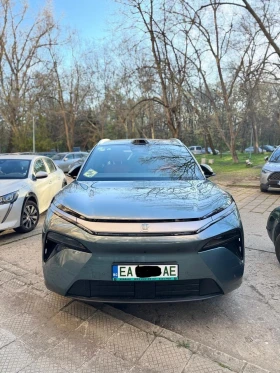 Снимка BYD Tang