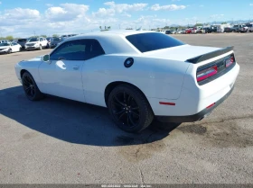 Dodge Challenger 3.6L V-6 DOHC, VVT, 305HP Rear Wheel Drive - 23400 лв. / 11964.23 € - 10533370 8 | Car24.bg Dodge Challenger 3.6L V-6 DOHC, VVT, 305HP Rear Wheel Drive - 23400 лв. / 11964.23 € - 10533370 8