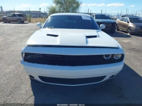 Dodge Challenger 3.6L V-6 DOHC, VVT, 305HP Rear Wheel Drive - 23400 лв. / 11964.23 € - 10533370 4 | Car24.bg Dodge Challenger 3.6L V-6 DOHC, VVT, 305HP Rear Wheel Drive - 23400 лв. / 11964.23 € - 10533370 4