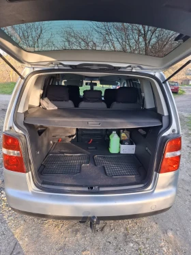 VW Touran - 3500 € / 6845.40 лв. - 54176378 6 | Car24.bg VW Touran - 3500 € / 6845.40 лв. - 54176378 6
