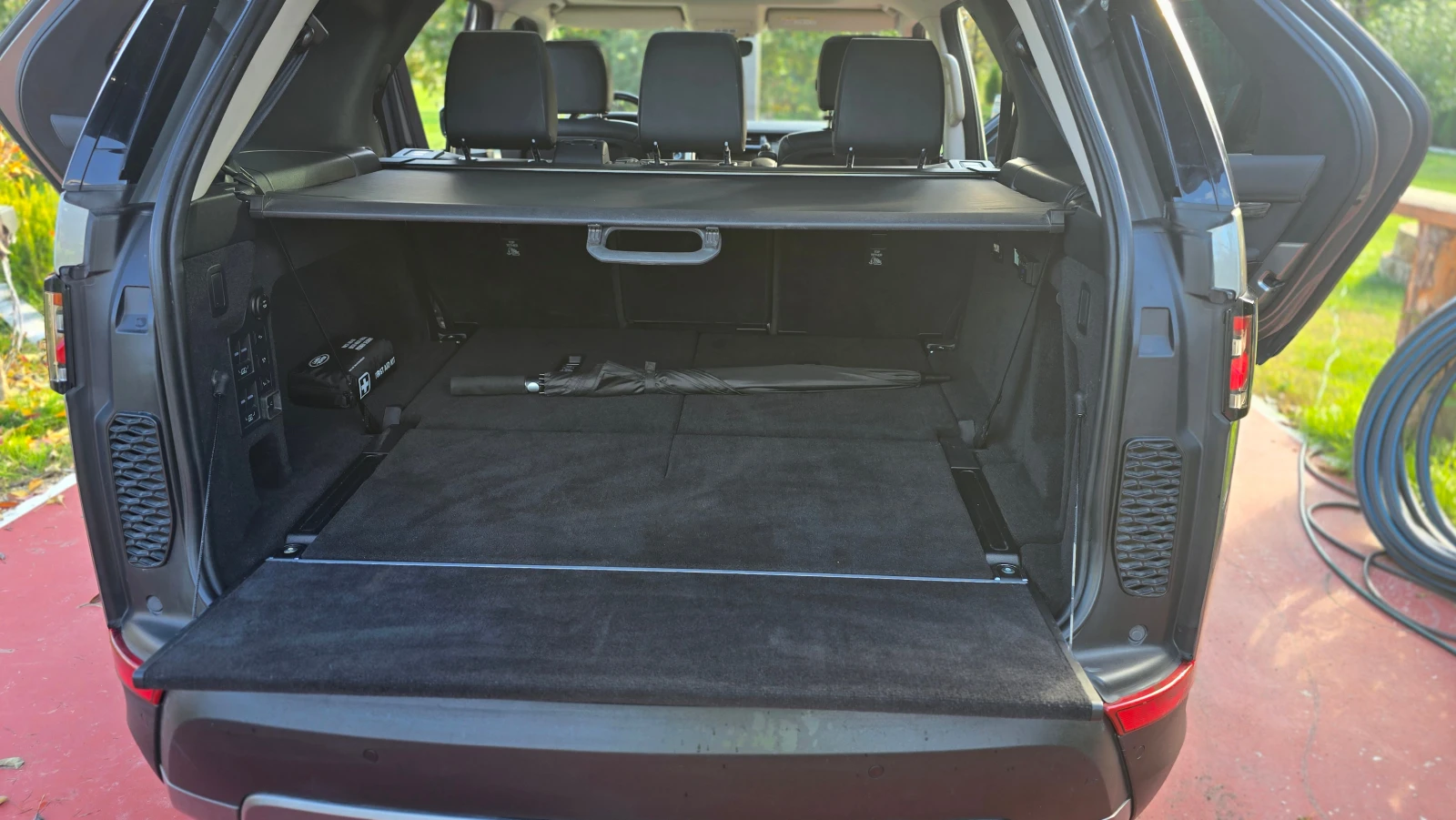 Land Rover Discovery HSE 3.0 TDV6 - изображение 10 | Auto.bg Land Rover Discovery HSE 3.0 TDV6 - изображение 10