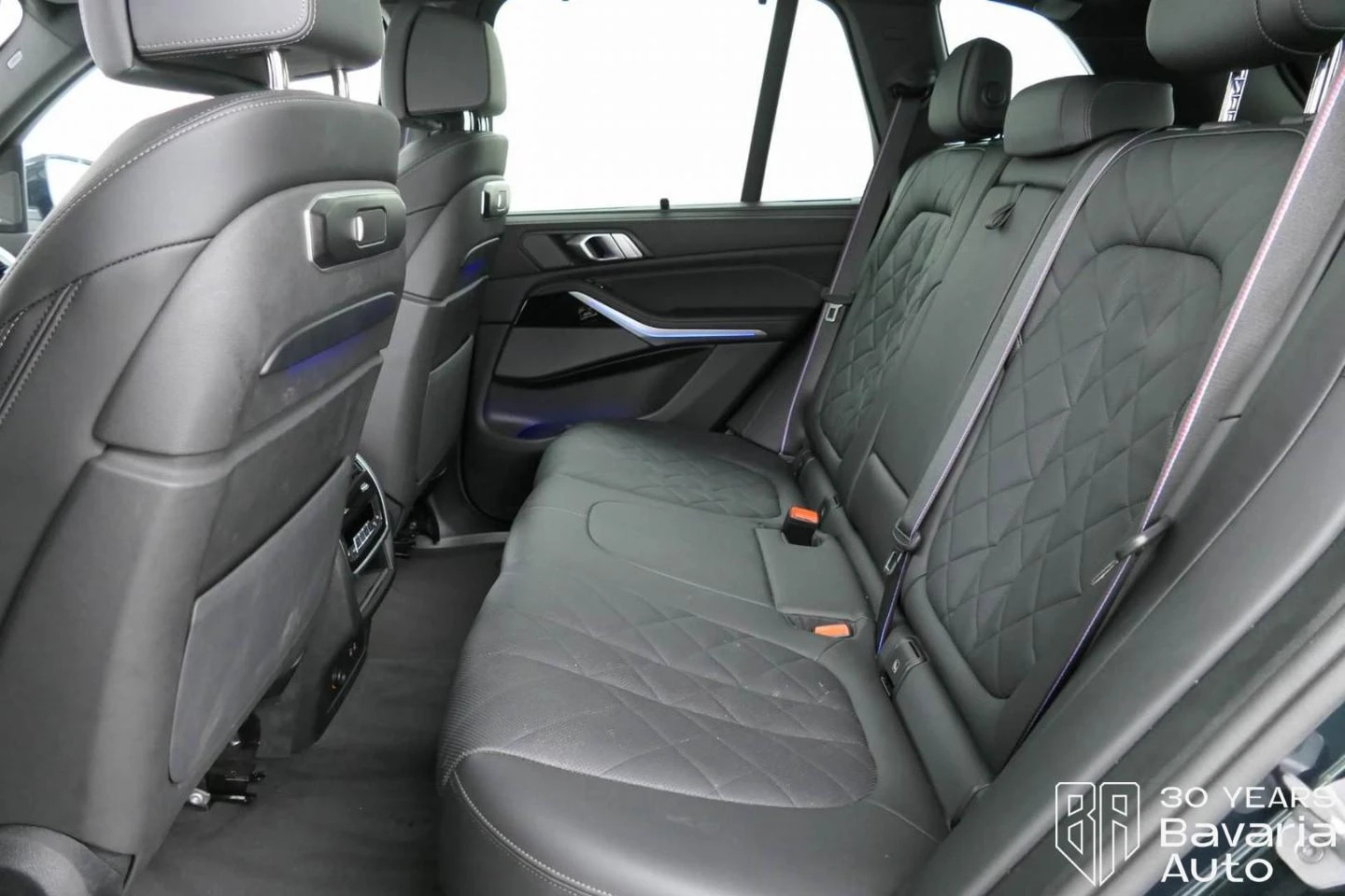 BMW X5 40d xDrive M Sport Paket Individual - изображение 8 | Auto.bg BMW X5 40d xDrive M Sport Paket Individual - изображение 8