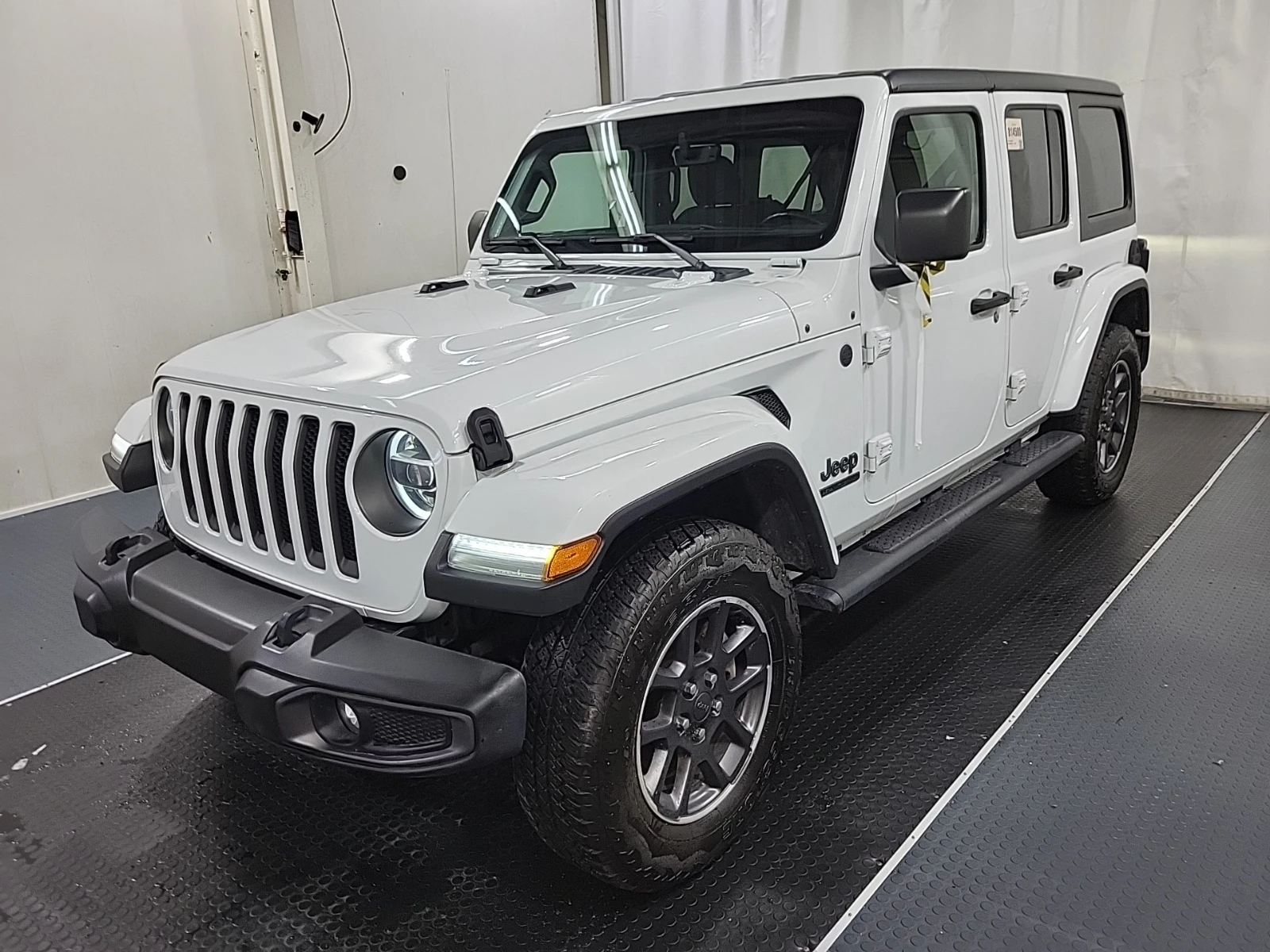 Jeep Wrangler * 80TH ANNIVERSA* CARFAX * БЕЗ ПЪРВОНАЧАЛНА ВНОСКА - изображение 2 | Auto.bg Jeep Wrangler * 80TH ANNIVERSA* CARFAX * БЕЗ ПЪРВОНАЧАЛНА ВНОСКА - изображение 2
