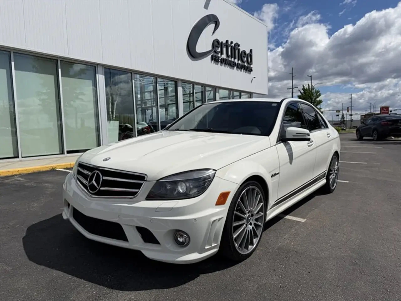 Mercedes-Benz C 63 AMG OT ДИЛЪРСТВО* ПЪЛНА ИСТОРИЯ* | Auto.bg — изображение 1 Mercedes-Benz C 63 AMG OT ДИЛЪРСТВО* ПЪЛНА ИСТОРИЯ* | Auto.bg — изображение 1