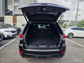 Jeep Grand cherokee 3.6* V6* 8ZF* OVERLAND* ДИСТРОНИК* ОБДУХВАНЕ* КАМЕ | Auto.bg — изображение 16 Jeep Grand cherokee 3.6* V6* 8ZF* OVERLAND* ДИСТРОНИК* ОБДУХВАНЕ* КАМЕ | Auto.bg — изображение 16