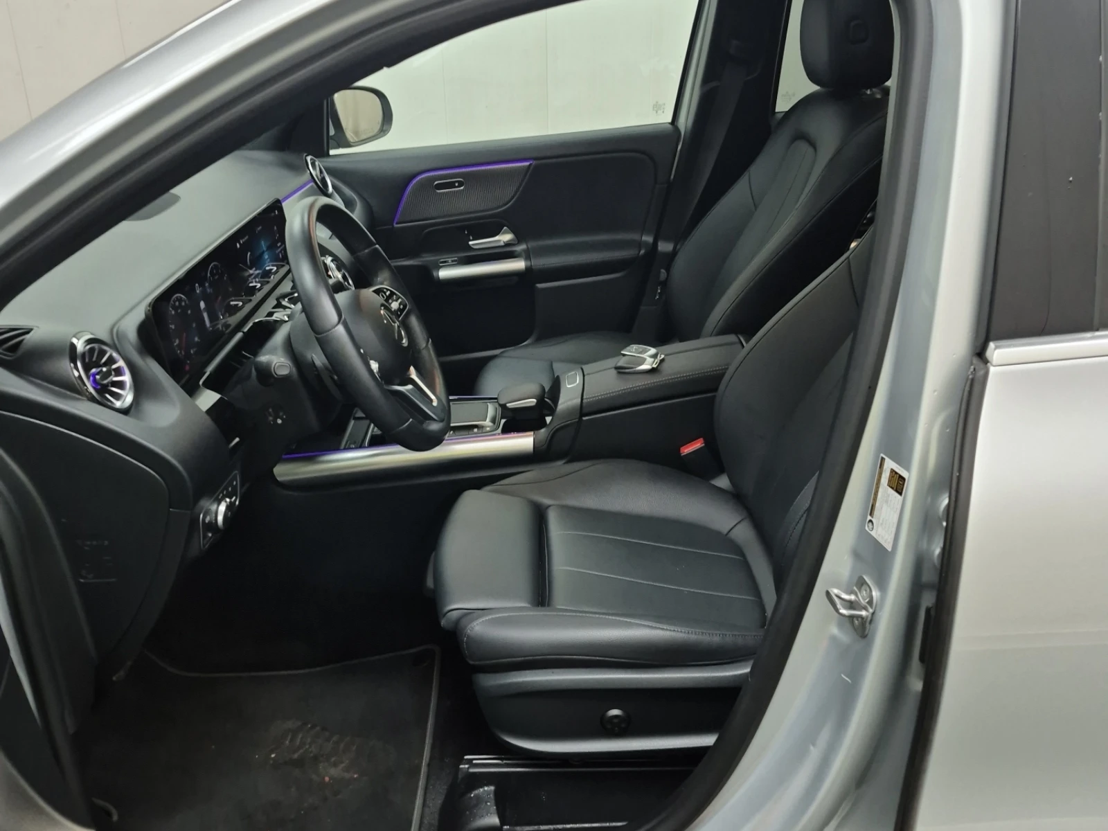 Mercedes-Benz GLA 250 4MATIC * CARFAX * БЕЗ ПЪРВОНАЧАЛНА ВНОСКА - изображение 7 | Auto.bg Mercedes-Benz GLA 250 4MATIC * CARFAX * БЕЗ ПЪРВОНАЧАЛНА ВНОСКА - изображение 7