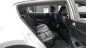 Kia Sportage The Bold 2.0 2WD Luxury | Auto.bg — изображение 10 Kia Sportage The Bold 2.0 2WD Luxury | Auto.bg — изображение 10
