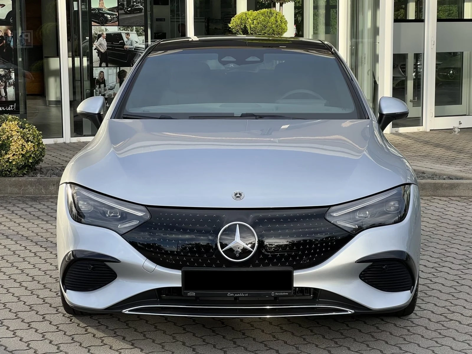 Mercedes-Benz EQE 350 | Auto.bg — изображение 1 Mercedes-Benz EQE 350 | Auto.bg — изображение 1