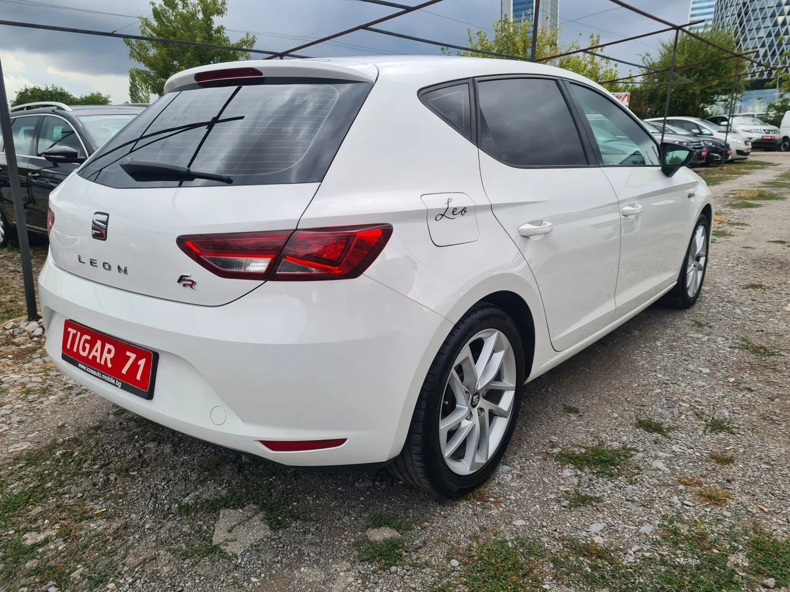 Seat Leon 1.6TDi 105p.s  - изображение 5 | Auto.bg Seat Leon 1.6TDi 105p.s  - изображение 5