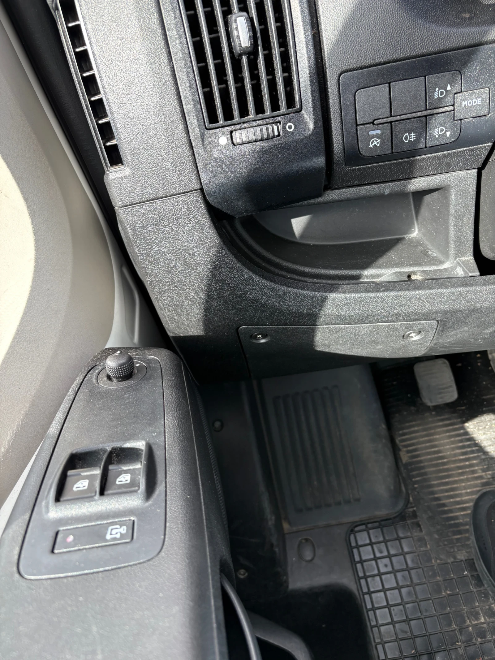 Citroen Jumper 2.2 HDI 106, 000KM - изображение 10 | Auto.bg Citroen Jumper 2.2 HDI 106, 000KM - изображение 10
