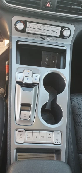 Hyundai Kona Premium/150KW/ 204 к.с./ термопомпа - 36999 лв. / 18917.29 € - 29740849 6 | Car24.bg Hyundai Kona Premium/150KW/ 204 к.с./ термопомпа - 36999 лв. / 18917.29 € - 29740849 6