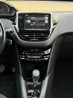 Peugeot 208 1.2 TURBO АВТОМАТ !!!89000км!!! | Auto.bg — изображение 11 Peugeot 208 1.2 TURBO АВТОМАТ !!!89000км!!! | Auto.bg — изображение 11