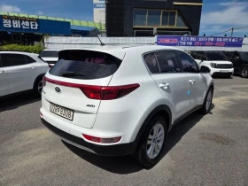 Kia Sportage Diesel 2.0 4Wd Trendy | Auto.bg — изображение 5 Kia Sportage Diesel 2.0 4Wd Trendy | Auto.bg — изображение 5
