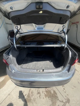 VW Jetta 1.4 tsi 150k.s | Auto.bg — изображение 14 VW Jetta 1.4 tsi 150k.s | Auto.bg — изображение 14