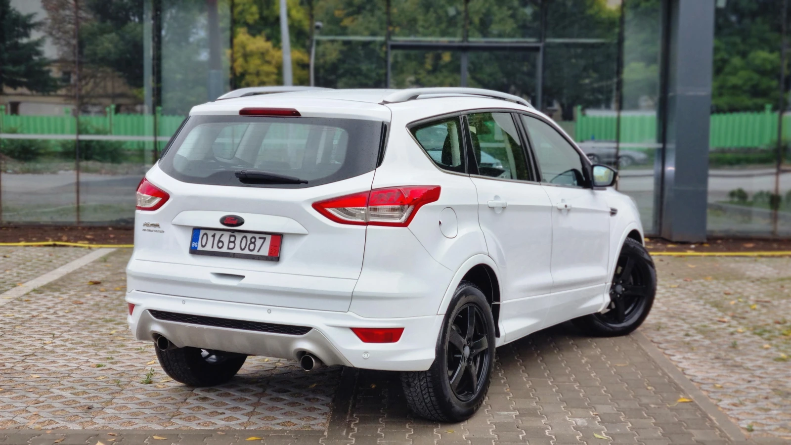 Ford Kuga 2.0 TDCI 4x4 Keyless, Ambient  - изображение 5 | Auto.bg Ford Kuga 2.0 TDCI 4x4 Keyless, Ambient  - изображение 5