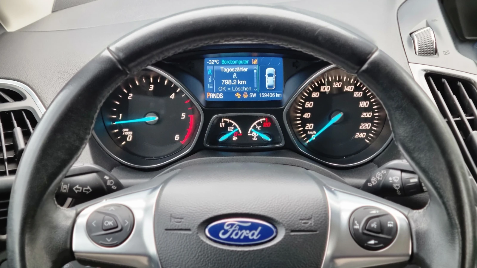 Ford Kuga 2.0 TDCI 4x4 Keyless, Ambient  - изображение 8 | Auto.bg Ford Kuga 2.0 TDCI 4x4 Keyless, Ambient  - изображение 8