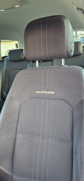 VW Passat Altrack Digital koja led 190k Бартер - 14800 € / 28946.28 лв. - 96500692 12 | Car24.bg VW Passat Altrack Digital koja led 190k Бартер - 14800 € / 28946.28 лв. - 96500692 12