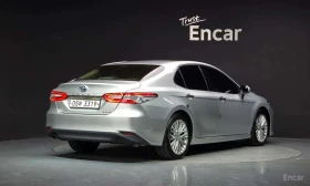Toyota Camry * 2.5 XLE Hybrid * КОЖА * ШИБИДАХ * 2 КЛЮЧА * | Auto.bg — изображение 2 Toyota Camry * 2.5 XLE Hybrid * КОЖА * ШИБИДАХ * 2 КЛЮЧА * | Auto.bg — изображение 2